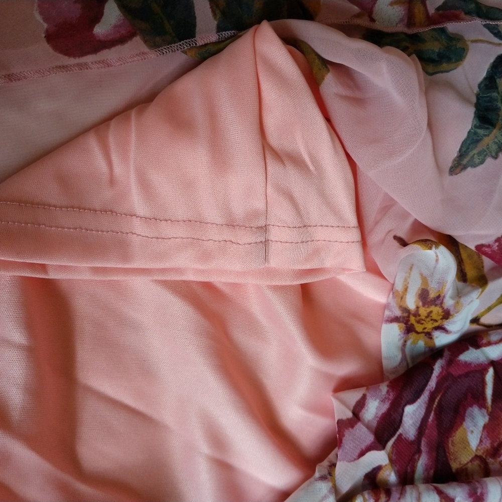 Floral Dress in Mauve - Picture 7 of 8